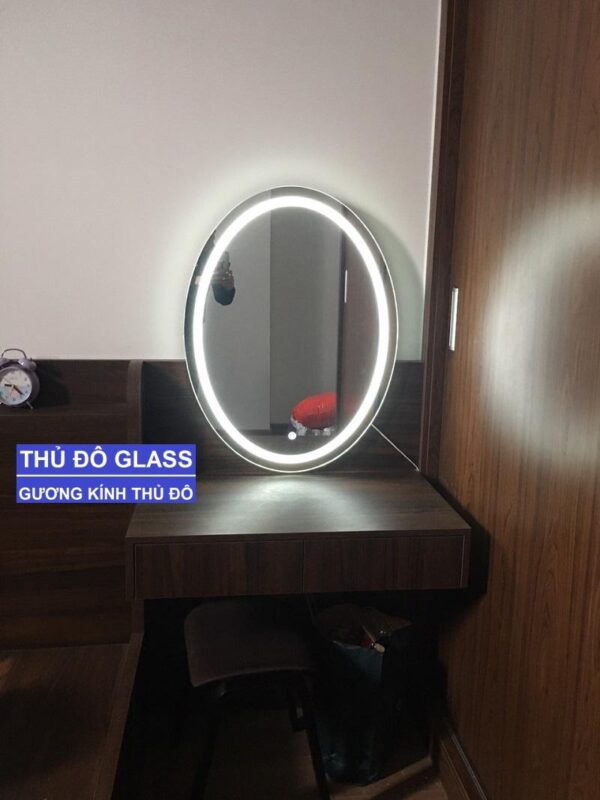 Gương bàn trang điểm đèn led hình oval