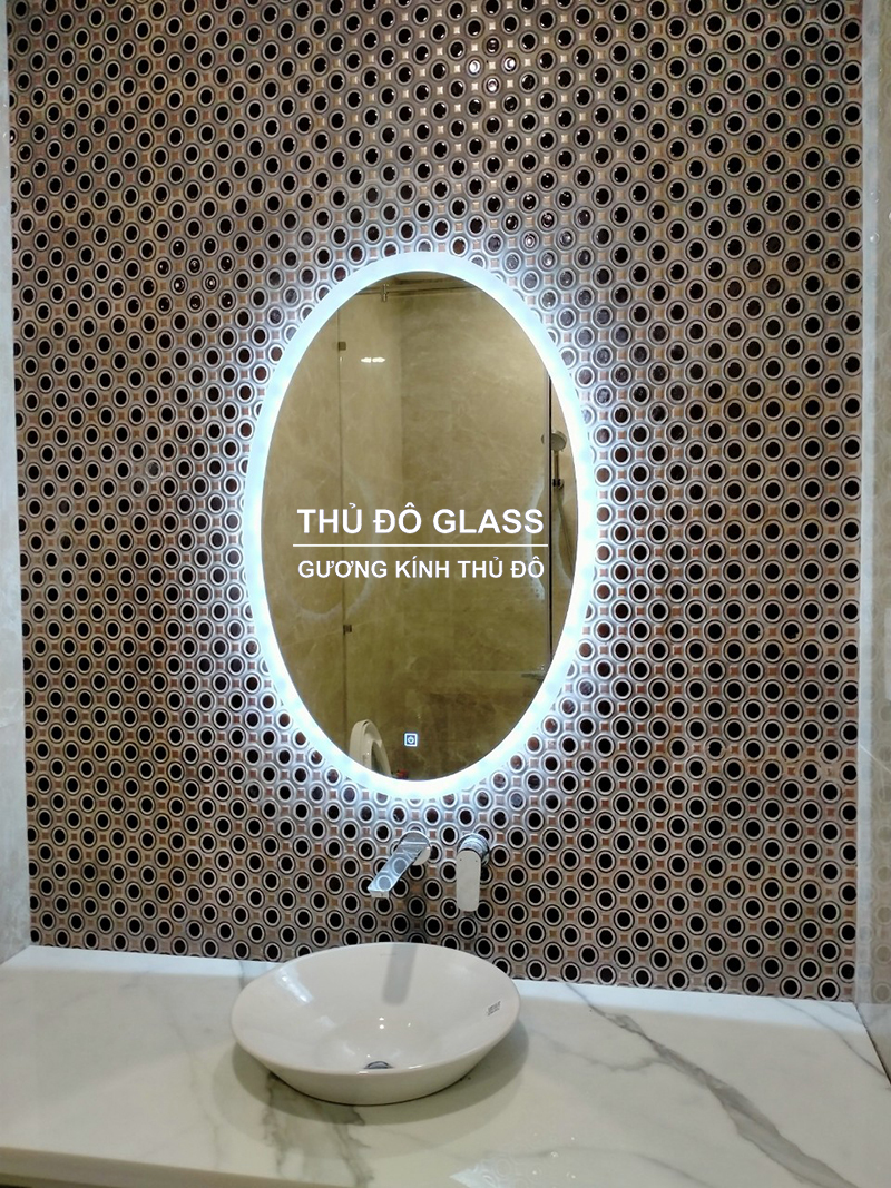 Gương led hình oval treo nhà tắm