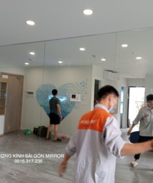 Gương soi phòng tập dán tường phòng tập Phú Mỹ Hưng Quận 7 TPHCM